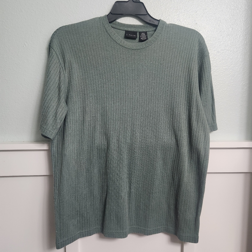 Short sleeve shirt